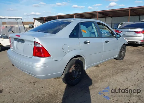 2005 Ford Focus Zx4 z USA, uszkodzony, nr VIN 1FAFP34N95W268472